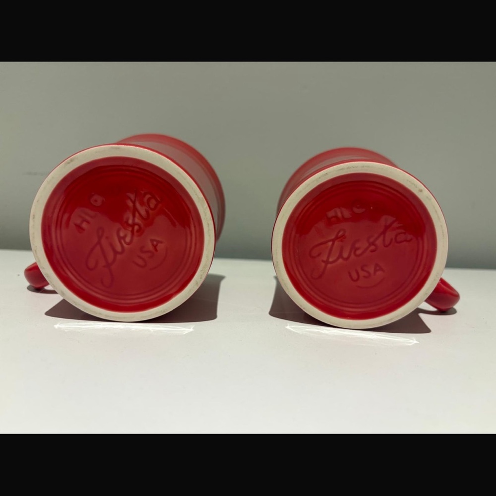 Fiestaware classic ring handle set in Scarlet Red. - Picture 2 of 3